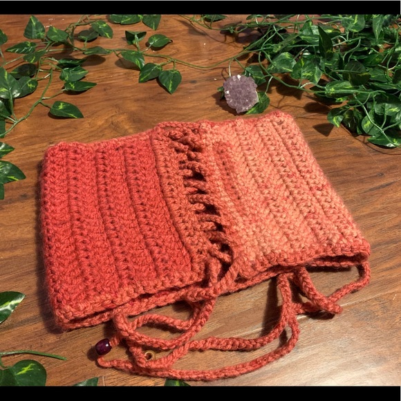 ❣️ HANDMADE ✨🧡 Crochet❣️ Top 🧡✨ - Picture 2 of 2